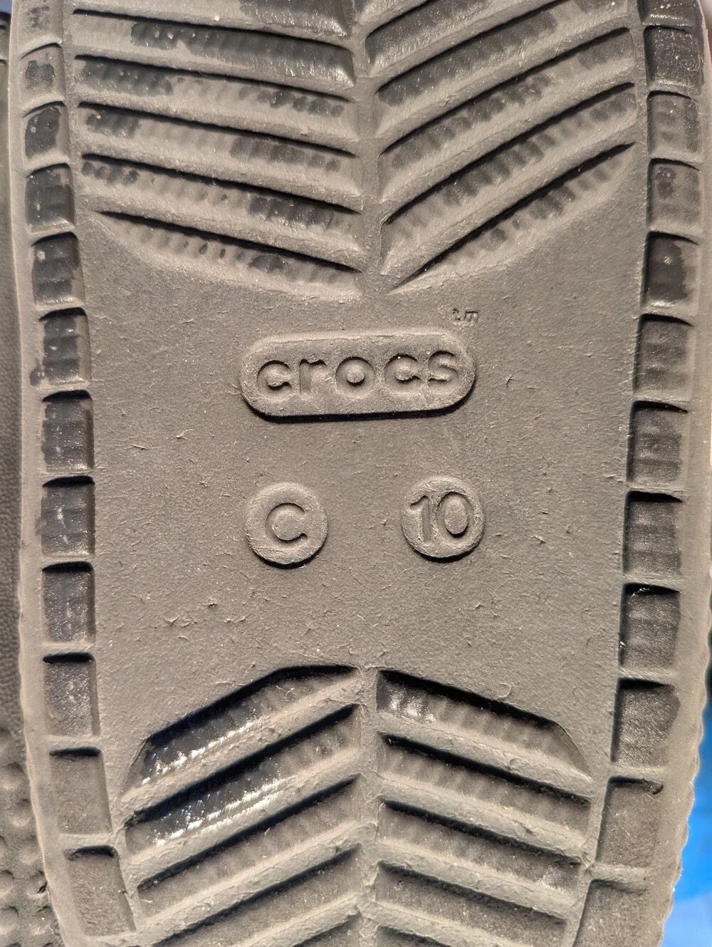 Crocs Classic Puff Mocs in a neutral‎ beige Children's Size 10